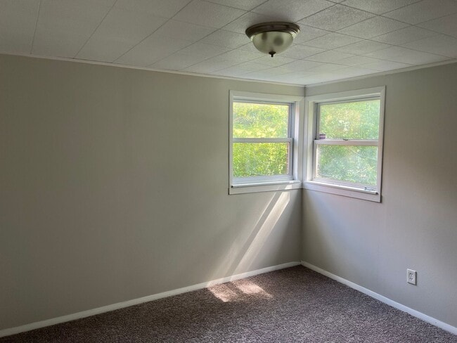 Building Photo - NEWLY RENOVATED 3bd 2ba home in Penn Hills!!