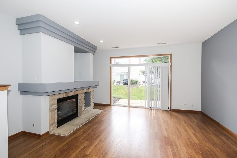 Building Photo - 720 Woodewind Dr