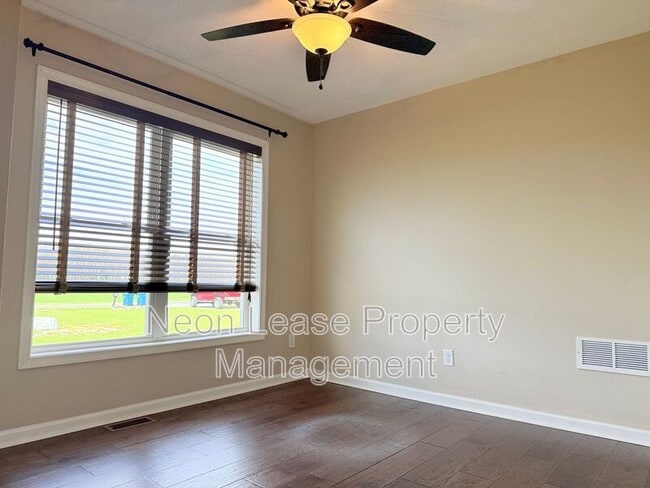 Building Photo - 1092 McGinnes Rd