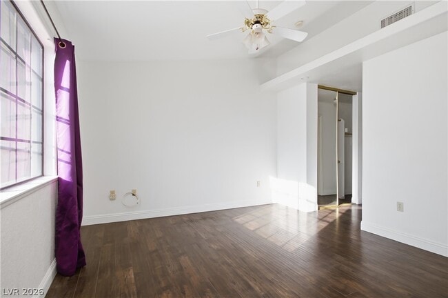 Building Photo - 2851 S Valley View Blvd