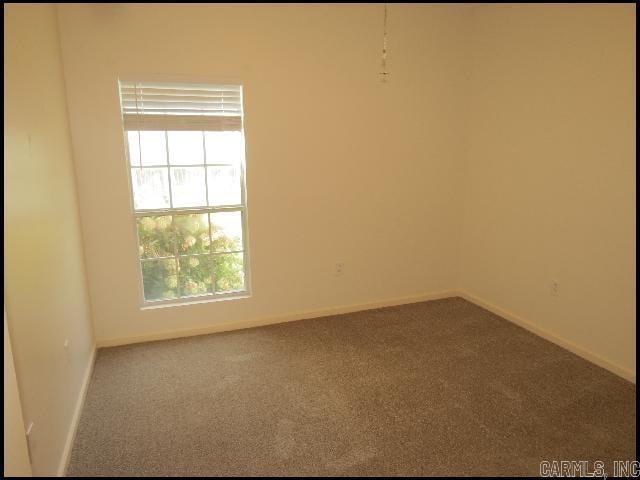 Building Photo - 5 Robyn Ln