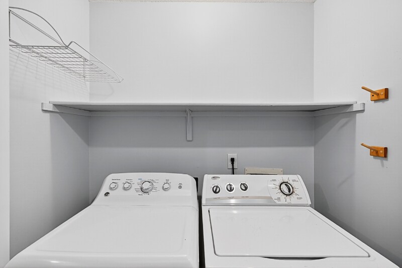 Building Photo - 4617 Fawnbrook Cir