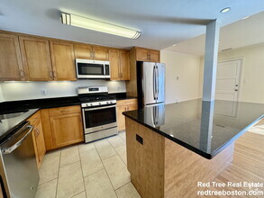 Building Photo - 146 Independence Dr