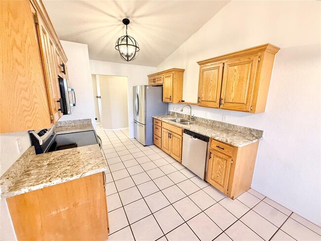 Building Photo - 2800 Gettysburg Dr