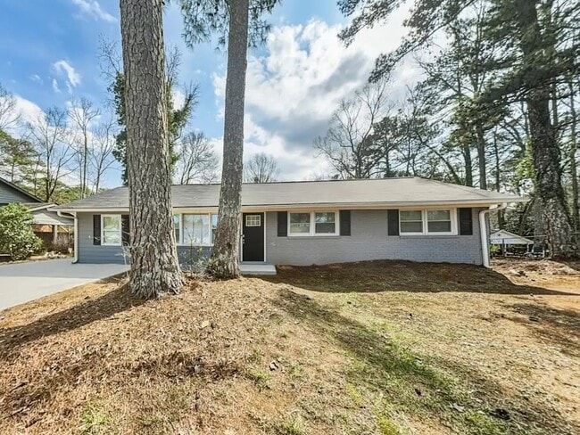 Building Photo - 4174 Renfrew Ct SW