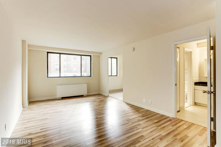 Building Photo - 1420 N St NW