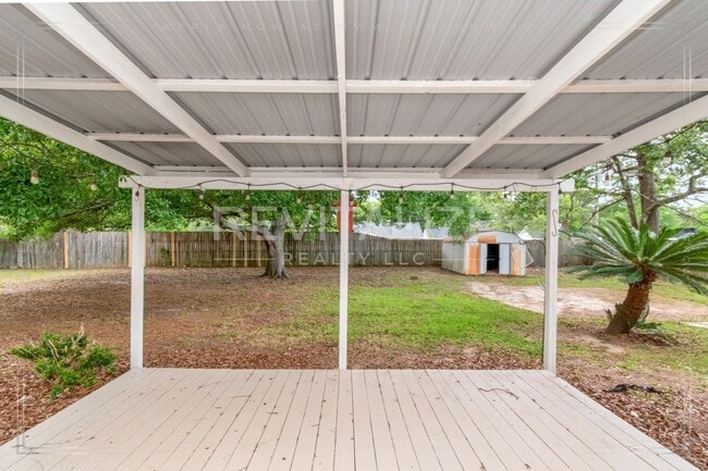 Building Photo - 9490 Cinder Dr