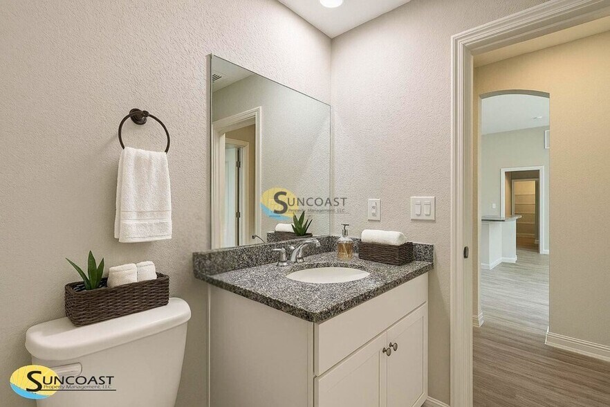 Building Photo - 6763 E Gurley St