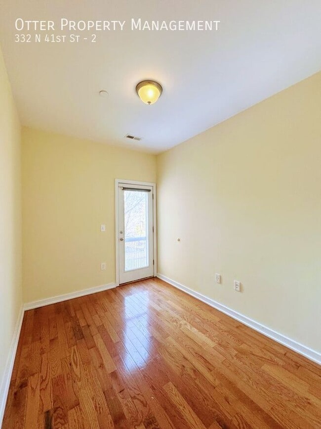 Building Photo - 332 N 41st St