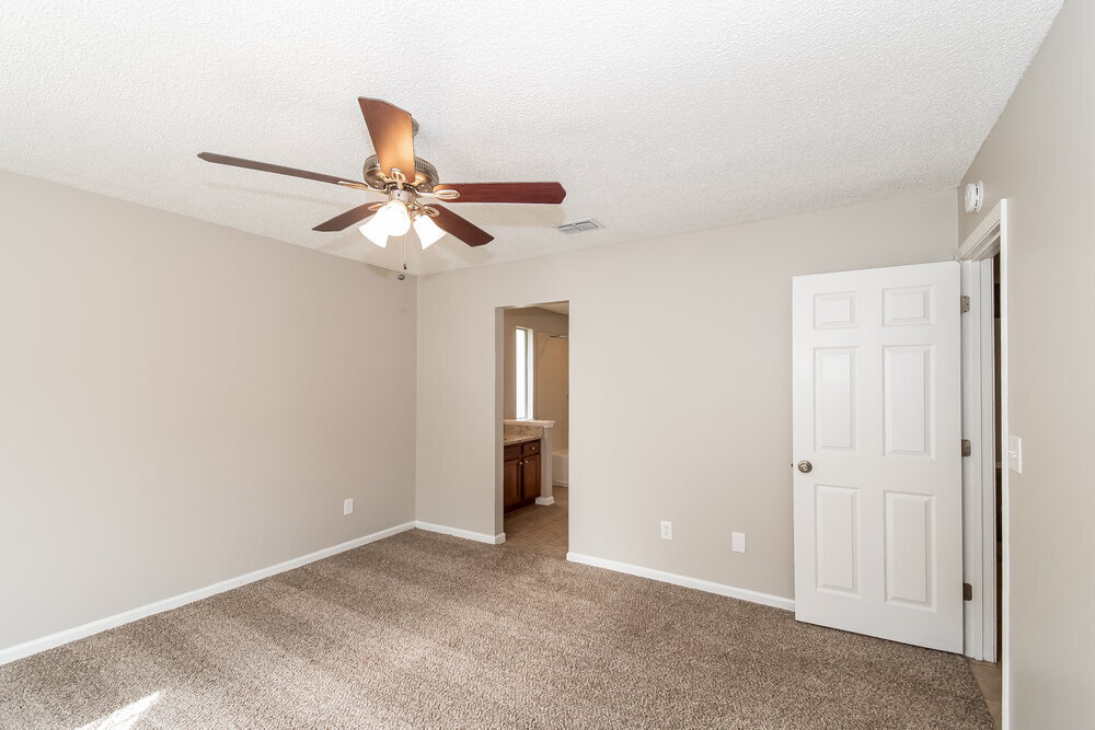 Building Photo - 1821 Sheraton Lakes Cir