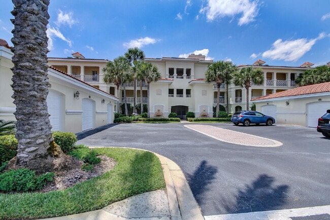 Building Photo - Fully Furnished 3/3 Ocean Grande Condo