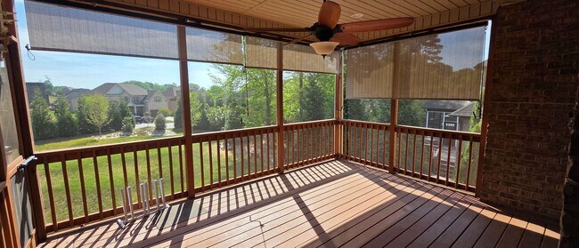 Building Photo - Beautiful Home with a full in law suite in Lewisville