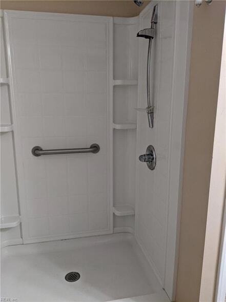 Building Photo - 4525 James Ct