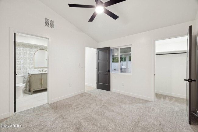 Building Photo - 1216 W Rovey Ave