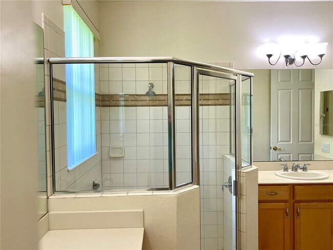 Building Photo - 167 Los Gatos Pl