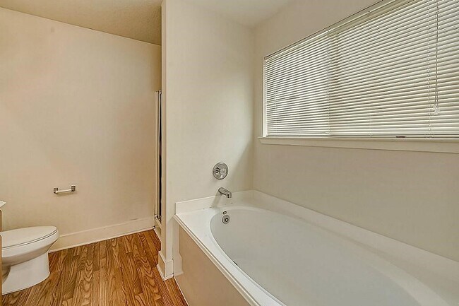 Building Photo - 6302 Torrance Elms Ct