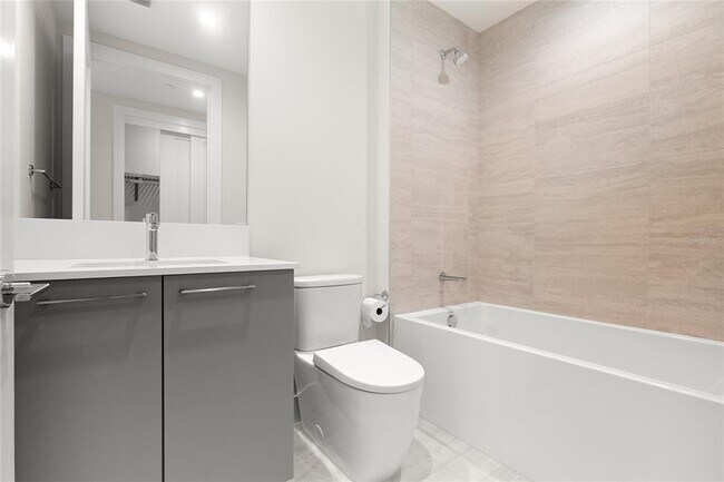 Building Photo - 275 1st Ave S