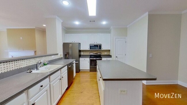 Building Photo - 307 Easterlin Way