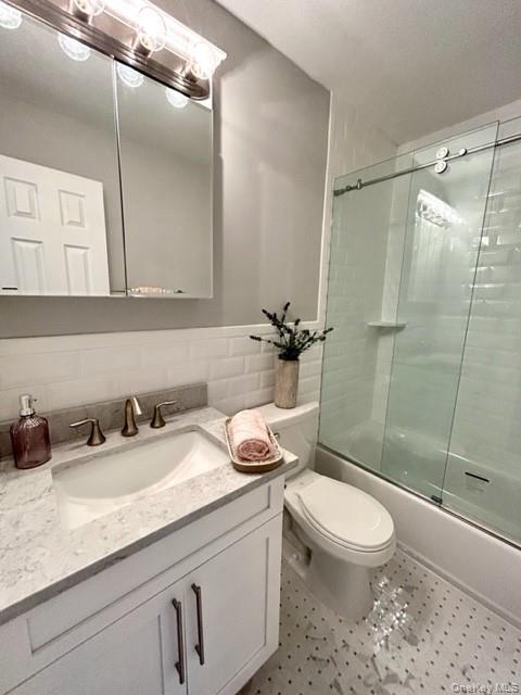 Building Photo - 285 Victorian Ct