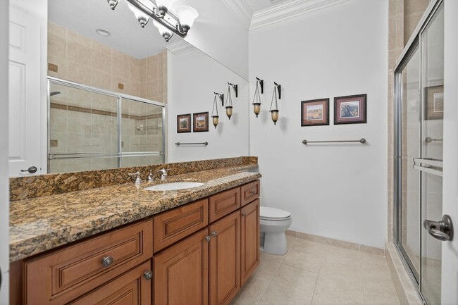 Building Photo - 1000 US-1