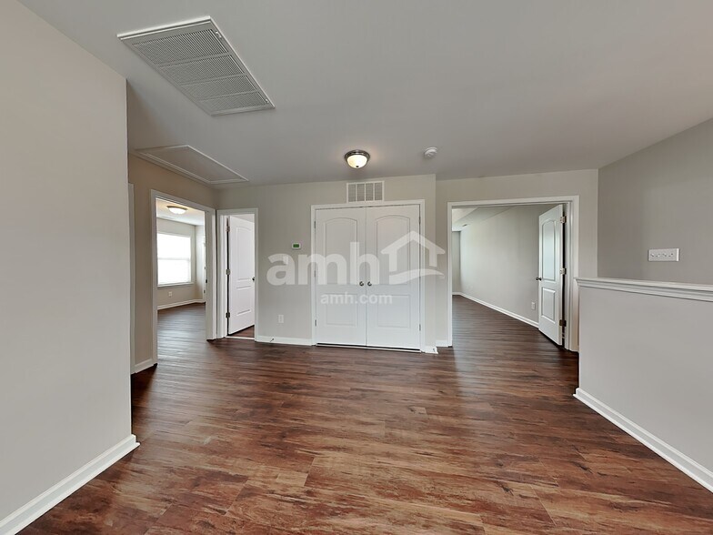 Building Photo - 116 Habersham Ct