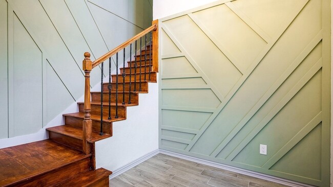 Building Photo - 2616 Ellis Ct