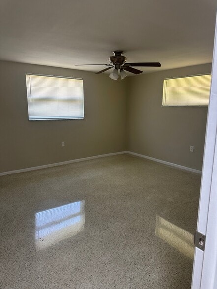 Building Photo - 5132 Overton Dr