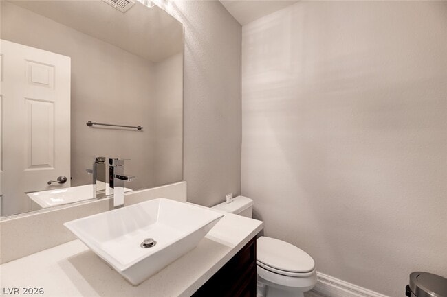 Building Photo - 5 Chateau Whistler Ct