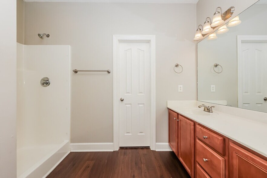 Building Photo - 1744 Potters Ct