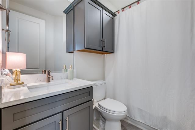 Building Photo - 6015 Chimera Ct