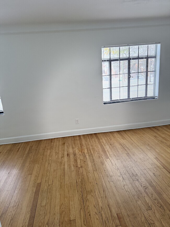 Building Photo - 17612 Prairie St