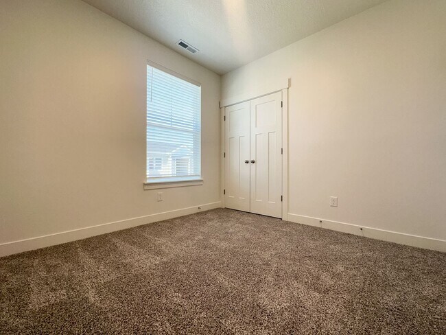 Building Photo - Modern Living in Lehi | New Build | Silico...