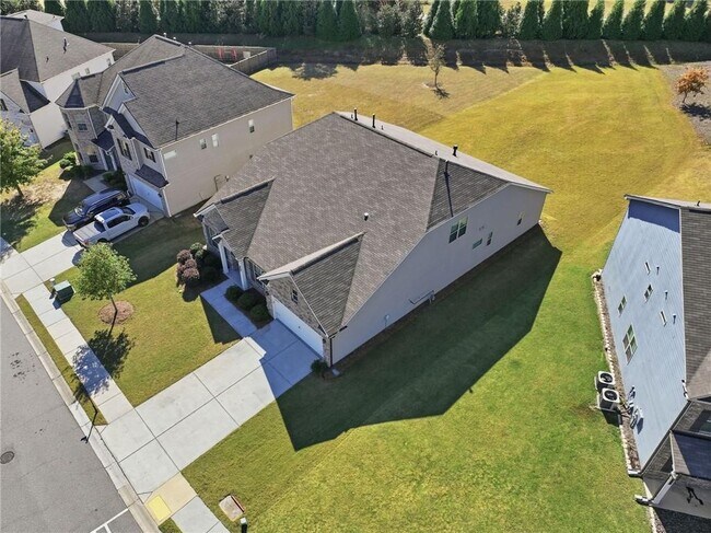 Building Photo - 7040 Ansley Pk Wy