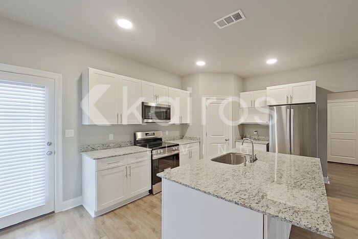 Building Photo - 13784 Willowmore Dr