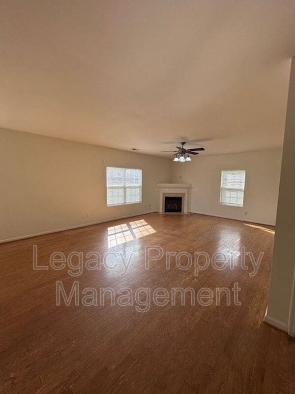 Building Photo - 1608 Brambleton Ct