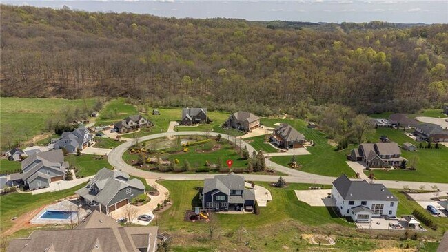 Building Photo - 5525 Fontana Ct