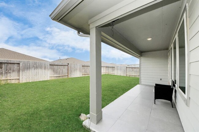Building Photo - 7007 Fleetwood Crescent Wy