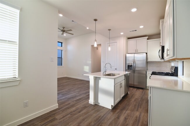 Building Photo - 3259 Loam Ln