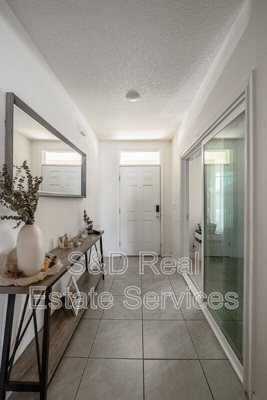 Building Photo - 3883 Resting Robin Ave