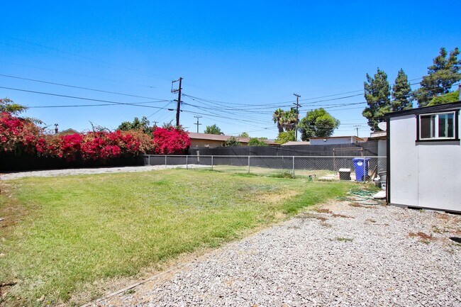 Building Photo - 136 N Riverside Ave