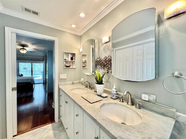 Building Photo - 13035 Royal George Ave