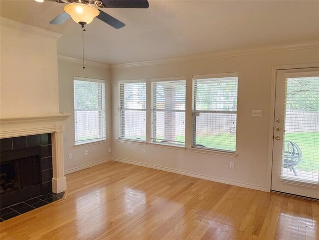Building Photo - 2608 Stenson Dr