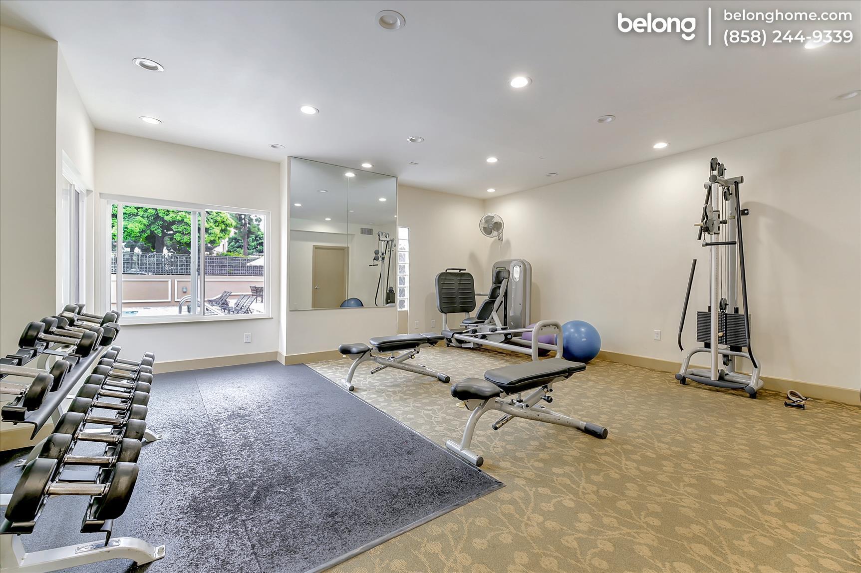Building Photo - 8889 Caminito Plaza Centro