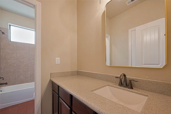 Building Photo - 25134 Alina Ln