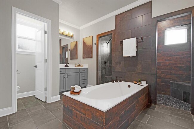 Building Photo - 5404 Black Horse