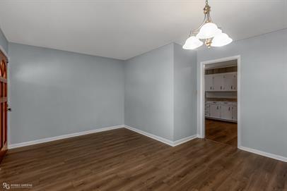 Building Photo - 633 W McKinley Ave