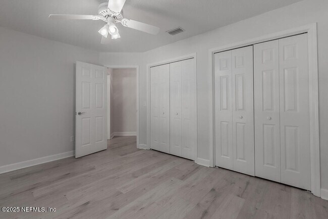 Building Photo - 1737 Heatherwood Dr