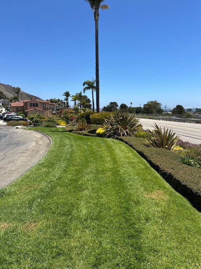 Building Photo - Pismo Beach Ocean View Condo
