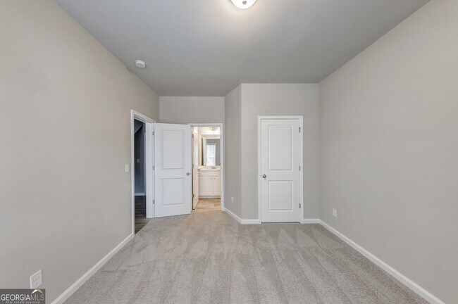 Building Photo - 43 Cobalt Ln