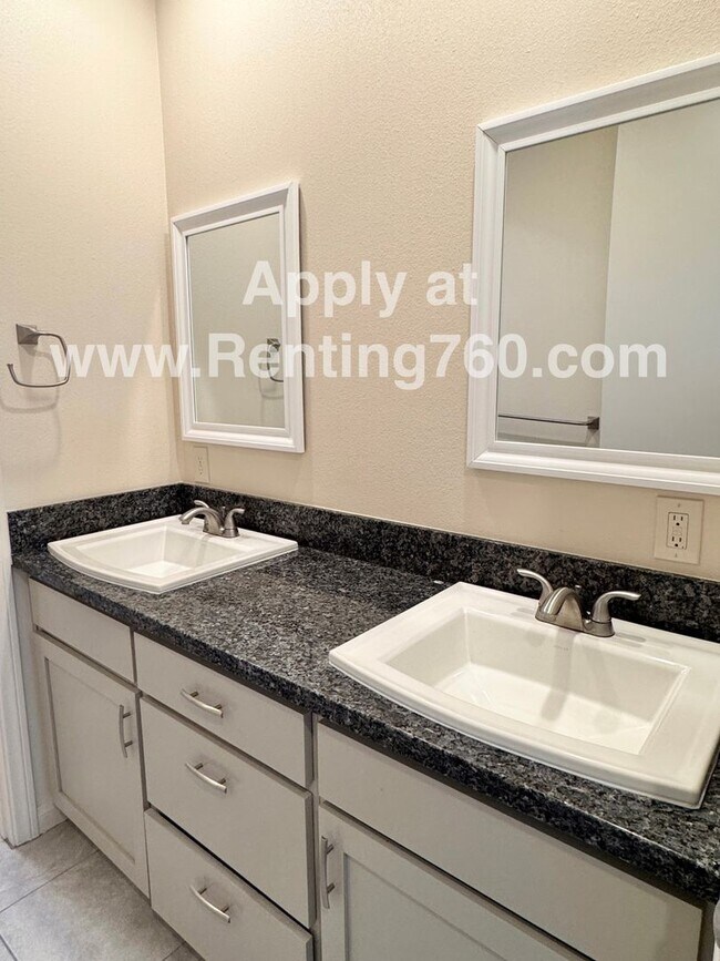 Building Photo - Incredible 4 Bed 3 Bath Home In Sage Estates!!!